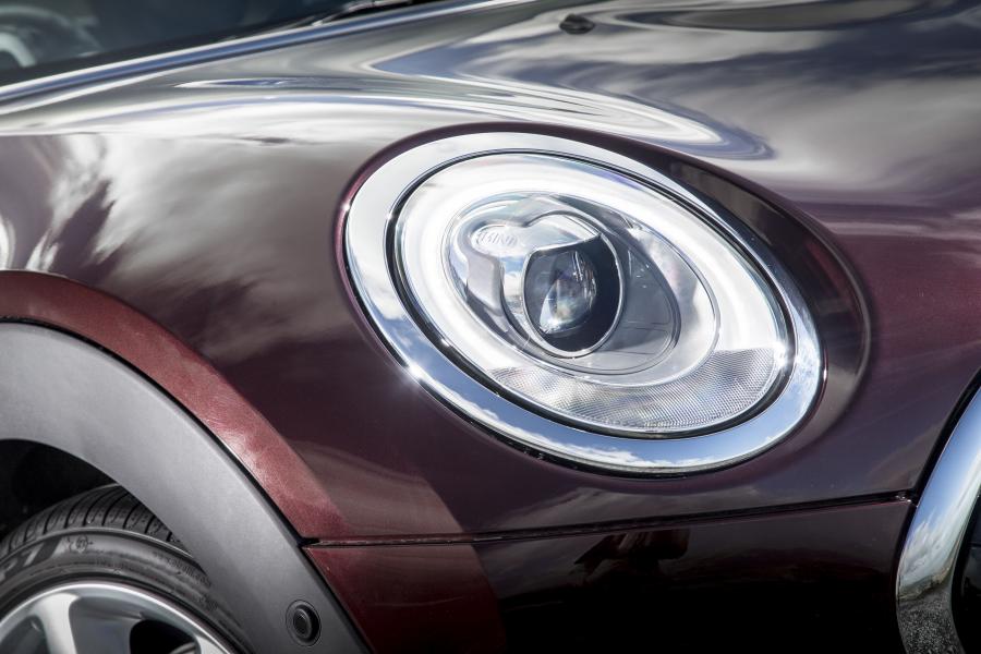  Mini Cooper D Clubman 2015 года  (UK) (фото 93 из 127)